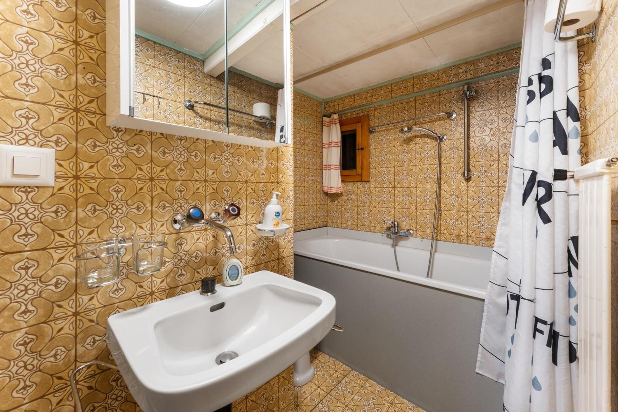 Apartment Via Alpsu - 24-7 Self Check-In Sedrun Εξωτερικό φωτογραφία